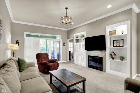 1646 Foxmere Boulevard Greenwood IN 46142