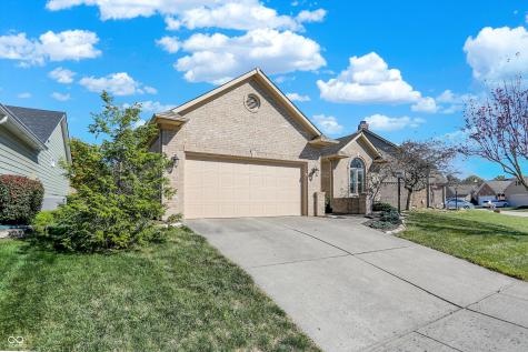 1646 Foxmere Boulevard Greenwood IN 46142