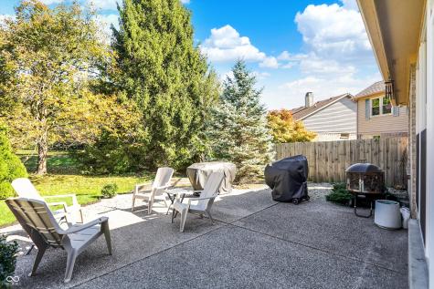 1646 Foxmere Boulevard Greenwood IN 46142