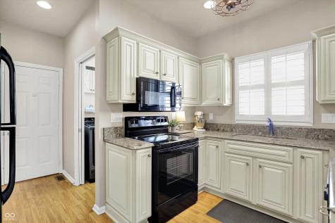 1646 Foxmere Boulevard Greenwood IN 46142
