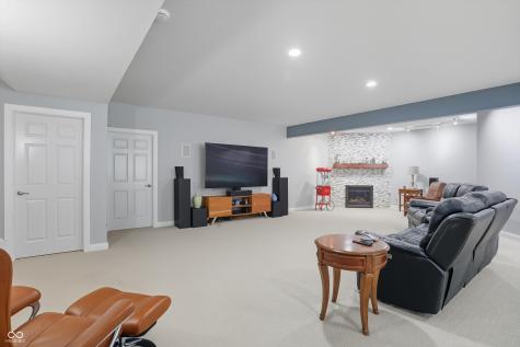 1939 Eagle Trace Drive Greenwood IN 46143