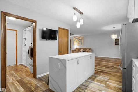 8612 Lockwood Place Indianapolis IN 46217