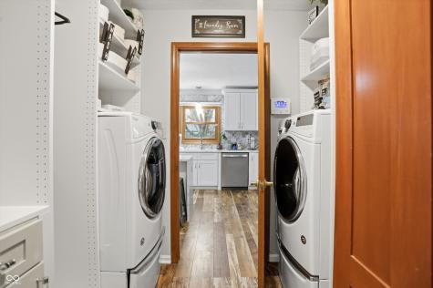 8612 Lockwood Place Indianapolis IN 46217