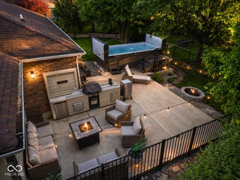 8612 Lockwood Place Indianapolis IN 46217
