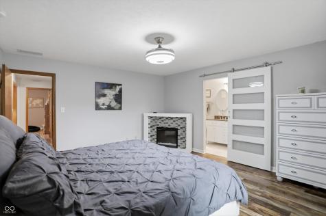 8612 Lockwood Place Indianapolis IN 46217