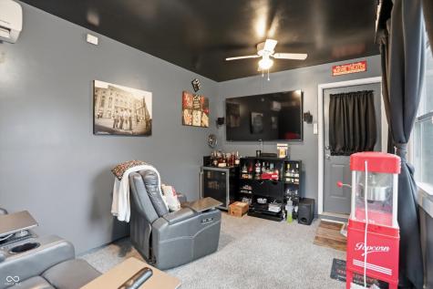 8612 Lockwood Place Indianapolis IN 46217