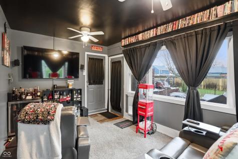 8612 Lockwood Place Indianapolis IN 46217