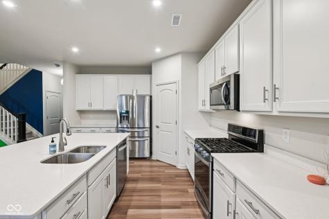 6843 Sable Point Drive Brownsburg IN 46112