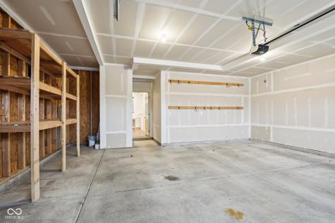 6843 Sable Point Drive Brownsburg IN 46112