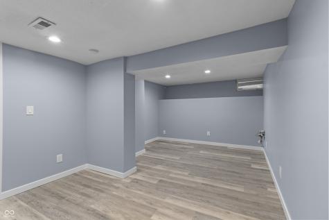 1052 W 35th Street Indianapolis IN 46208