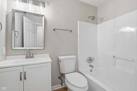 5617 Simmul Lane Indianapolis IN 46221