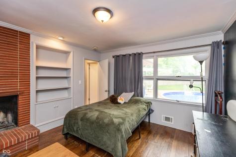 651 West Drive Seymour IN 47274