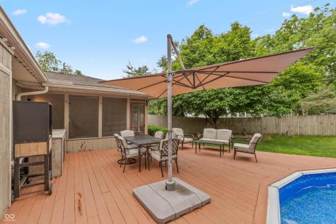 651 West Drive Seymour IN 47274