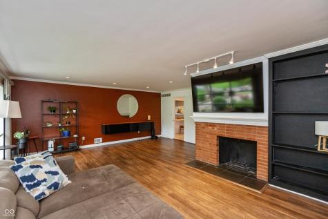 651 West Drive Seymour IN 47274