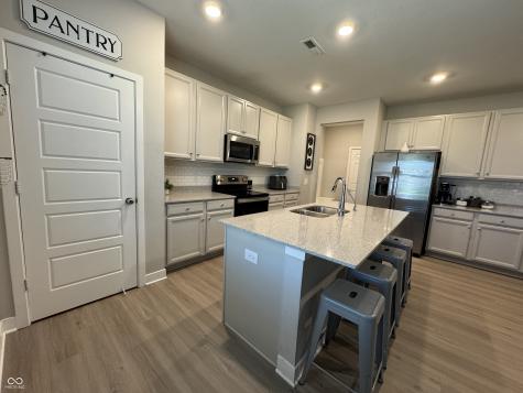 9578 Tobin Circle Avon IN 46123