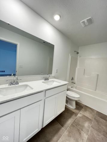 5815 Sunstone Road Indianapolis IN 46239