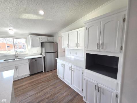 3263 Hooker Street Plainfield IN 46168