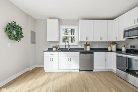 122 S 3rd Avenue Beech Grove IN 46107