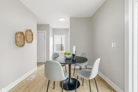 122 S 3rd Avenue Beech Grove IN 46107