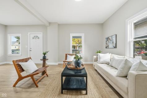 122 S 3rd Avenue Beech Grove IN 46107