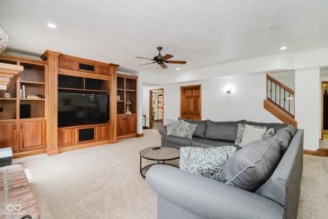 4095 Mountbatton Drive Greenwood IN 46143