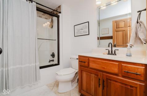 4095 Mountbatton Drive Greenwood IN 46143