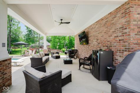 4095 Mountbatton Drive Greenwood IN 46143