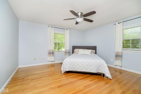 7734 Hoover Road Indianapolis IN 46260