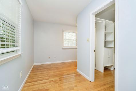 7734 Hoover Road Indianapolis IN 46260