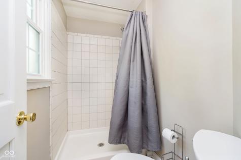 7734 Hoover Road Indianapolis IN 46260