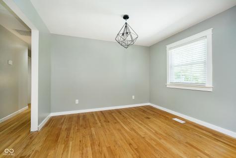 7734 Hoover Road Indianapolis IN 46260