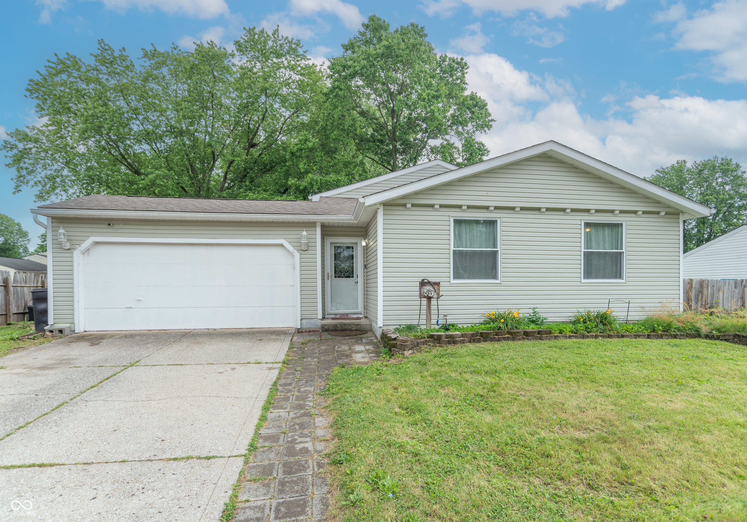 6837 Littleton Drive Indianapolis IN 46221