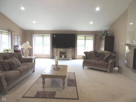 4573 E State Road 252 Franklin IN 46131