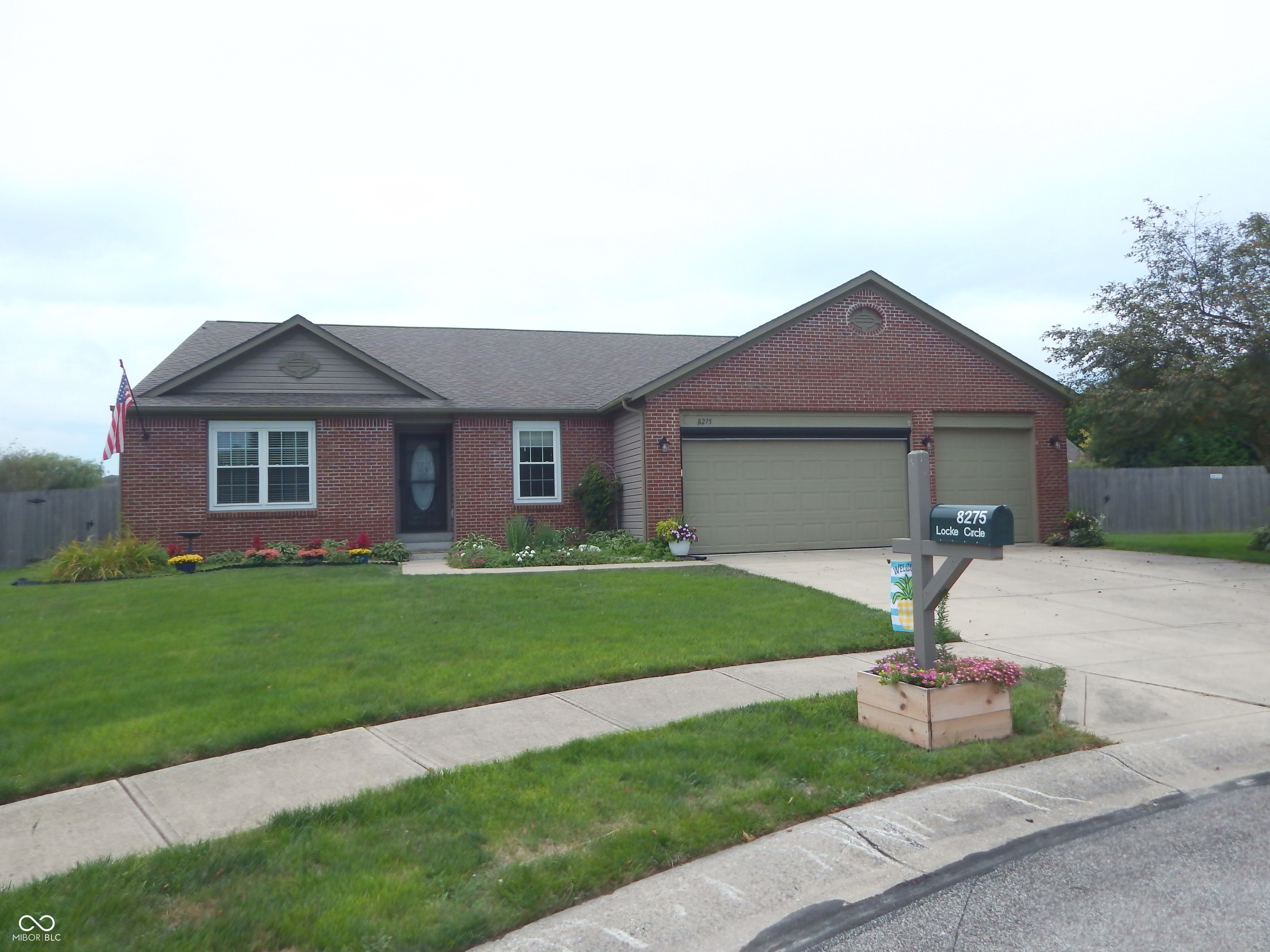 8275 Locke Circle Avon IN 46123