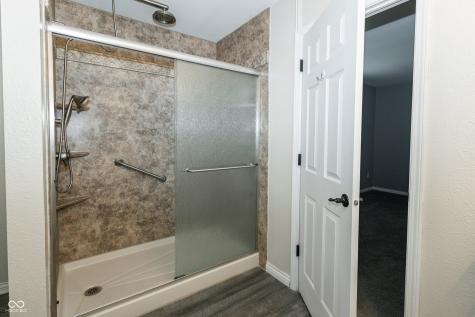 8275 Locke Circle Avon IN 46123