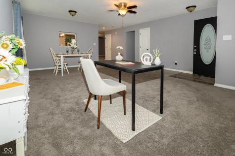 8275 Locke Circle Avon IN 46123