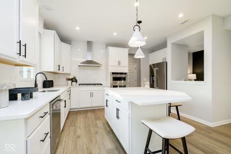 8413 Leander Avenue Zionsville IN 46077
