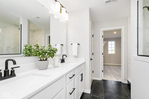 8413 Leander Avenue Zionsville IN 46077