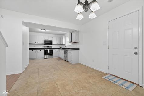 17902 Sanibel Circle Westfield IN 46062