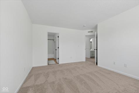 17902 Sanibel Circle Westfield IN 46062
