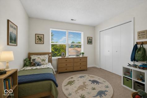 17902 Sanibel Circle Westfield IN 46062