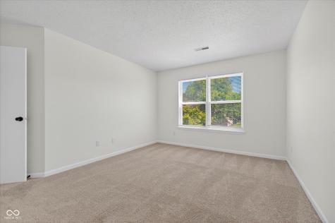17902 Sanibel Circle Westfield IN 46062