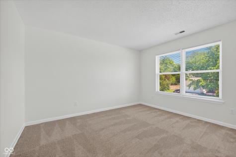 17902 Sanibel Circle Westfield IN 46062