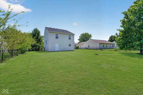 17902 Sanibel Circle Westfield IN 46062
