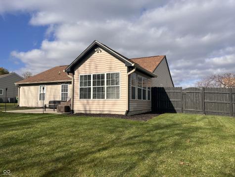 135 E Quail Wood Lane Westfield IN 46074