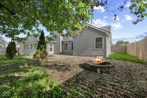 191 Suncrest Drive Greenwood IN 46143