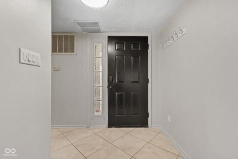 191 Suncrest Drive Greenwood IN 46143