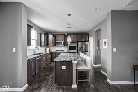 8180 Shaldon Court Zionsville IN 46077