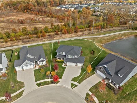8180 Shaldon Court Zionsville IN 46077