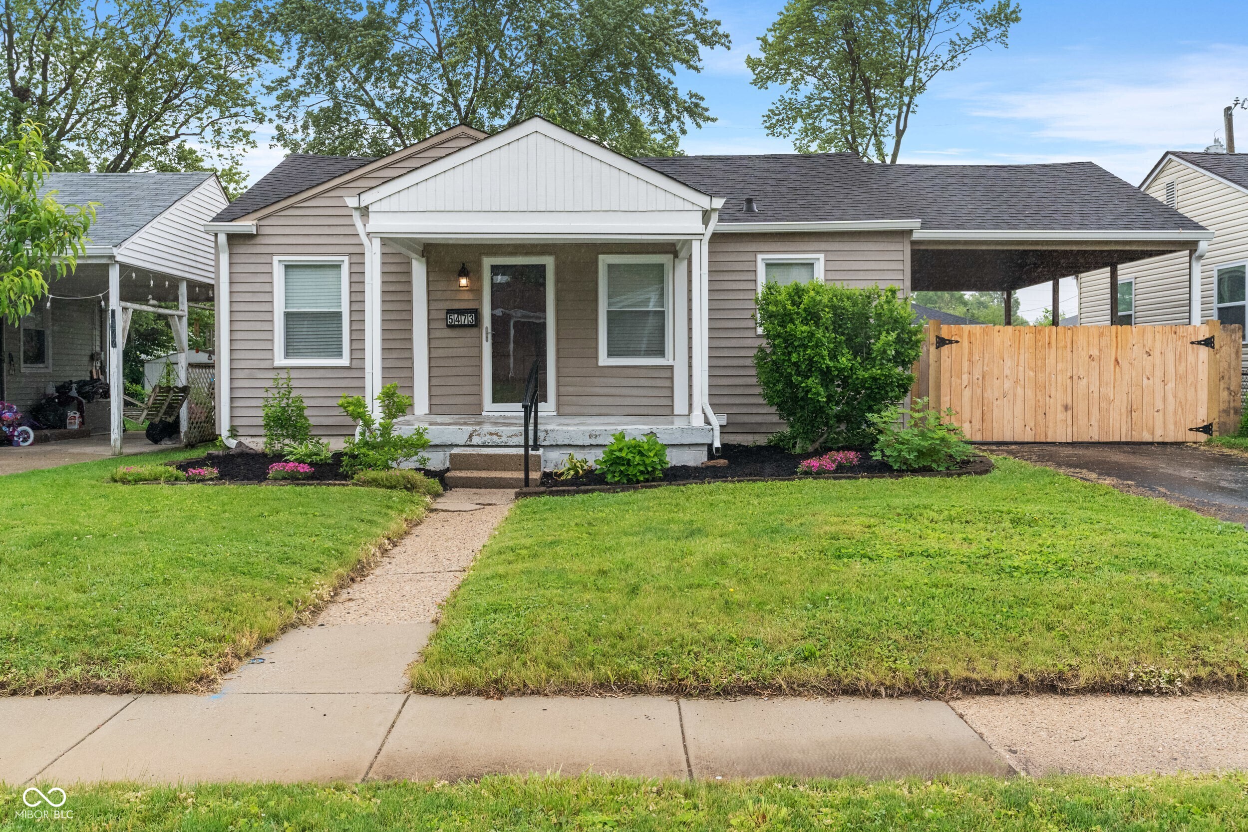 5473 E 18th Street Indianapolis IN 46218